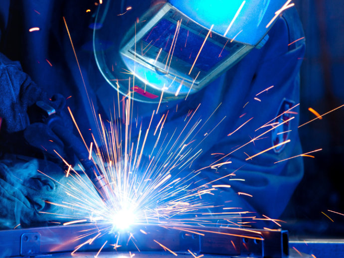 Automotive welding with sparks